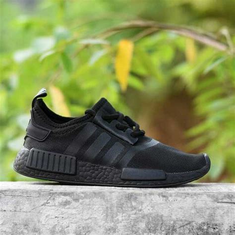 “Adidas Nmd Original Sepatu Adidas” 